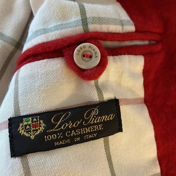 Loro Piana Men’s 100% Cashmere Vest in Red - Picture 8 of 16